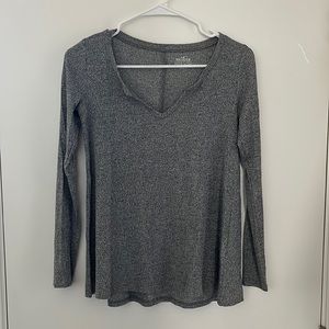 Hollister long sleeve grey top with notch neck and flowy bottom